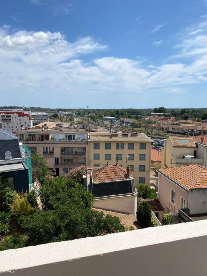 Appt T2 Proche Gare De Beziers Impasse Fayアパートメント エクステリア 写真